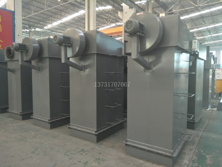 2018年最新研發(fā)15m2、25m2倉(cāng)頂布袋除塵器投放市場(chǎng)